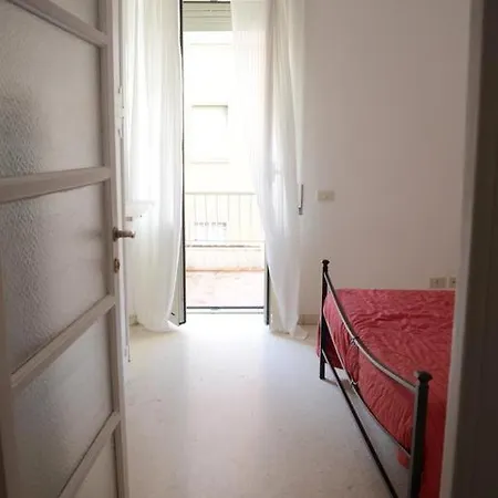 Trastevere Hillary E Vale Holiday home Rome